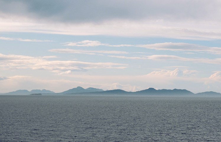 Shouten Island and the Freycinet Peninsula further to the north.